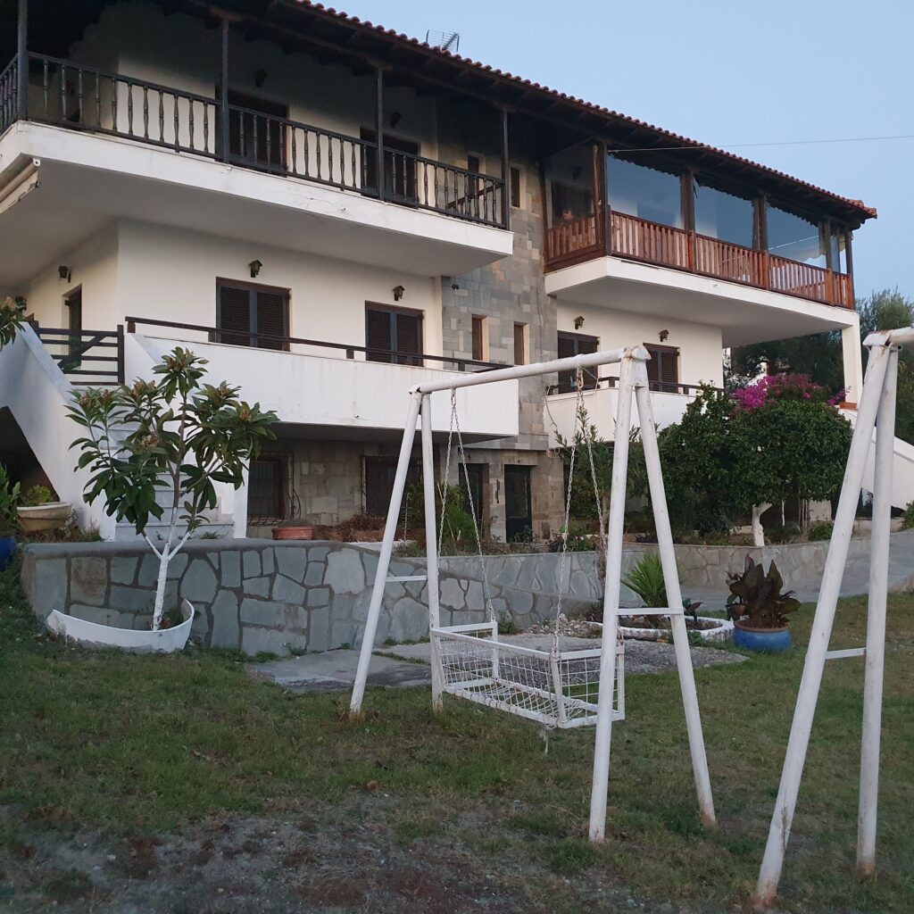 Μονοκατοικία 300τ.μ στην Καλάνδρα Χαλκιδικής