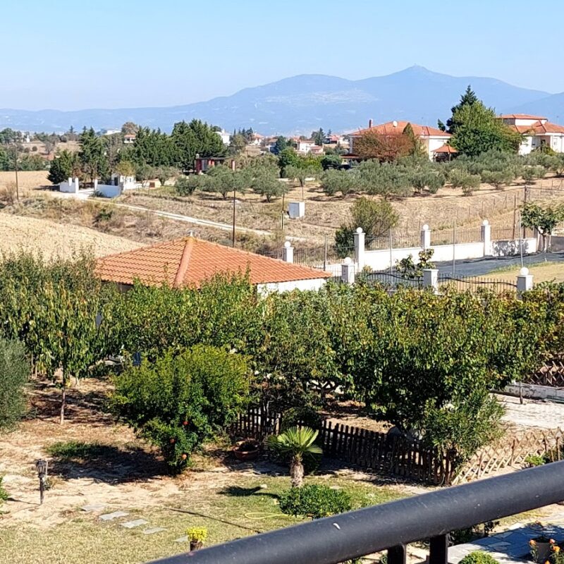 Unvollendete Maisonette-Wohnung 285qm in Platyari Thessaloniki 355.000euros